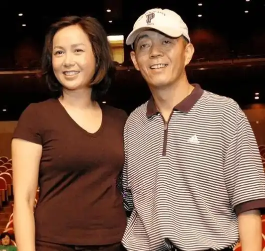 张静初:被传"睡遍导演",遭京圈太太"抵制",如今近况如何?