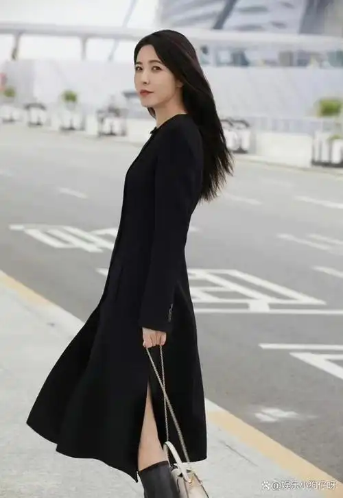 艳压王祖贤肤若凝脂曲线诱人曾黎不愧是中戏两百年第一美