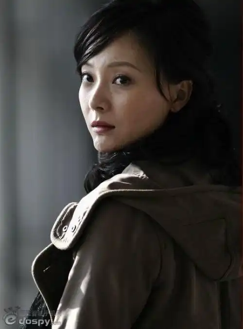 跪求 小童和眉姐的故事是真的吗 就于童与何眉的故事