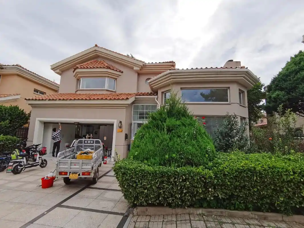 裕京花园新出独栋非常捡漏很温馨的家