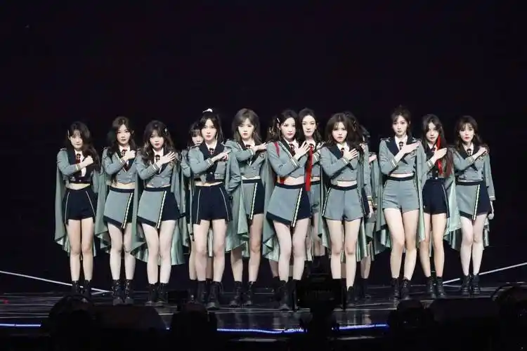 snh48 group演唱会人气高涨 周诗雨王奕《失忆》问鼎年度金曲