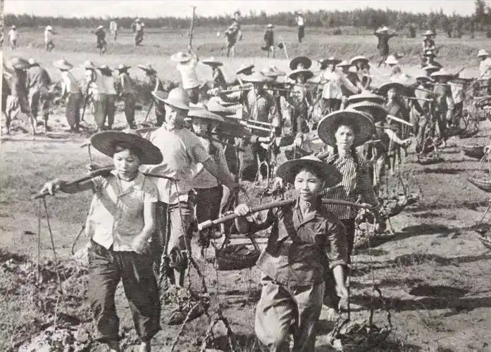 70年代记忆(21)-怀旧图片欣赏_小分队_贵州省_高潮