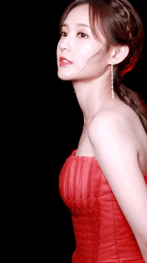 【李一桐茶馆】 『十四号』 — 《了不起的女孩》江苏卫视每晚7点半