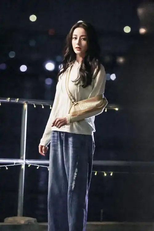 迪丽热巴聂九罗