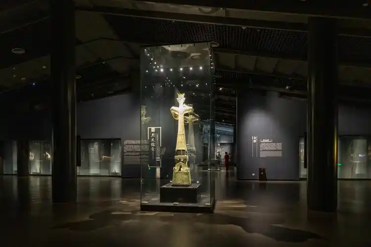 来自远古的狂想三星堆博物馆馆藏全记录