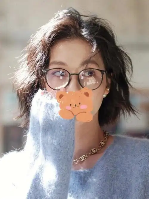 法式蛋卷头慵懒文艺又显发量短发蛋卷头放心尝试,真显脸小头包脸发型