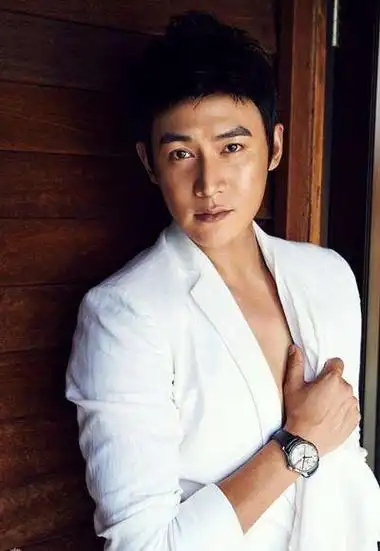 30-40岁男演员 男演员30到45岁的-图片大观-奇异网