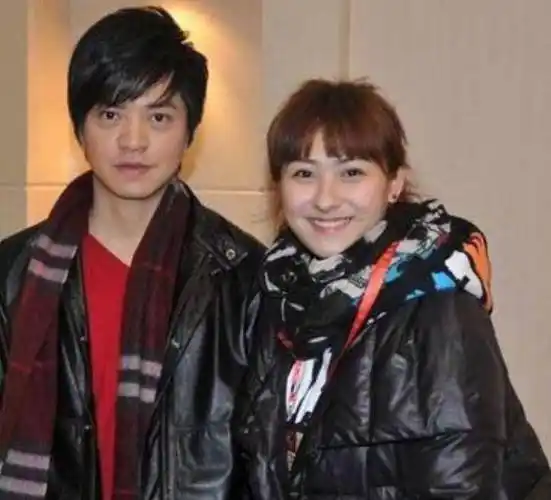 不生孩子,李建结婚19年,与妻子的二人世界依旧很甜蜜_李健_生活_音乐