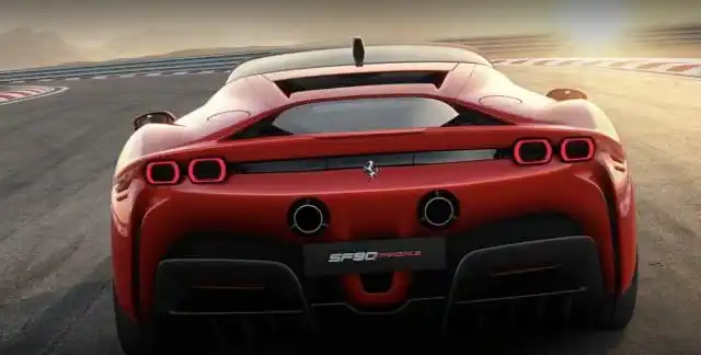 法拉利sf90 stradale