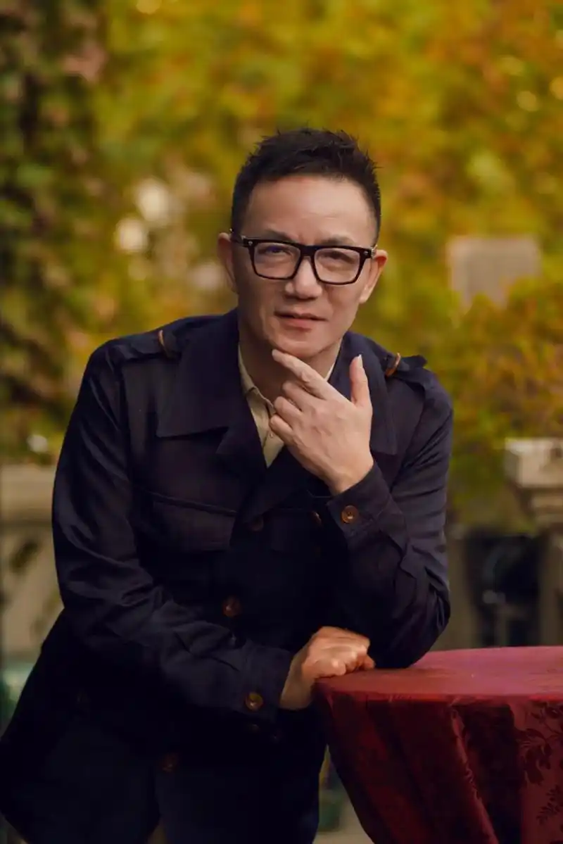 周正毅重出江湖:我现在对赚钱不感兴趣