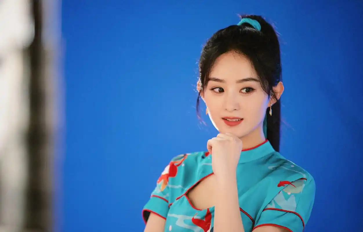 赵丽颖高马尾旗袍造型大片#   赵丽颖高马尾旗袍造型大,蓝色国风婆圹