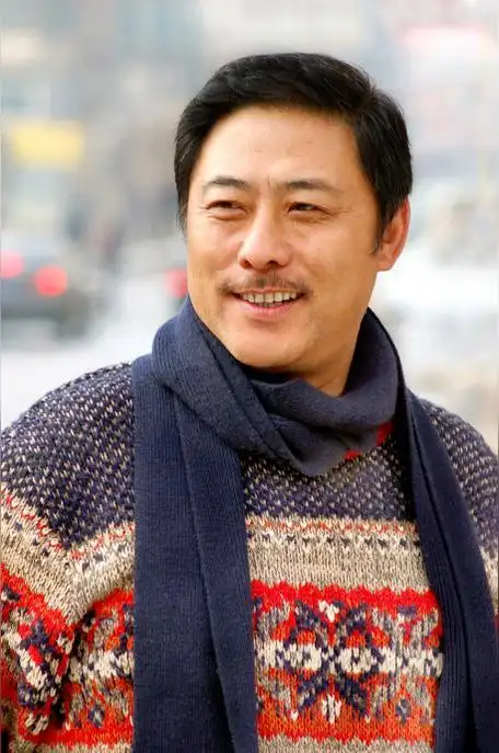 卢勇(中国内地男演员)_尚可名片