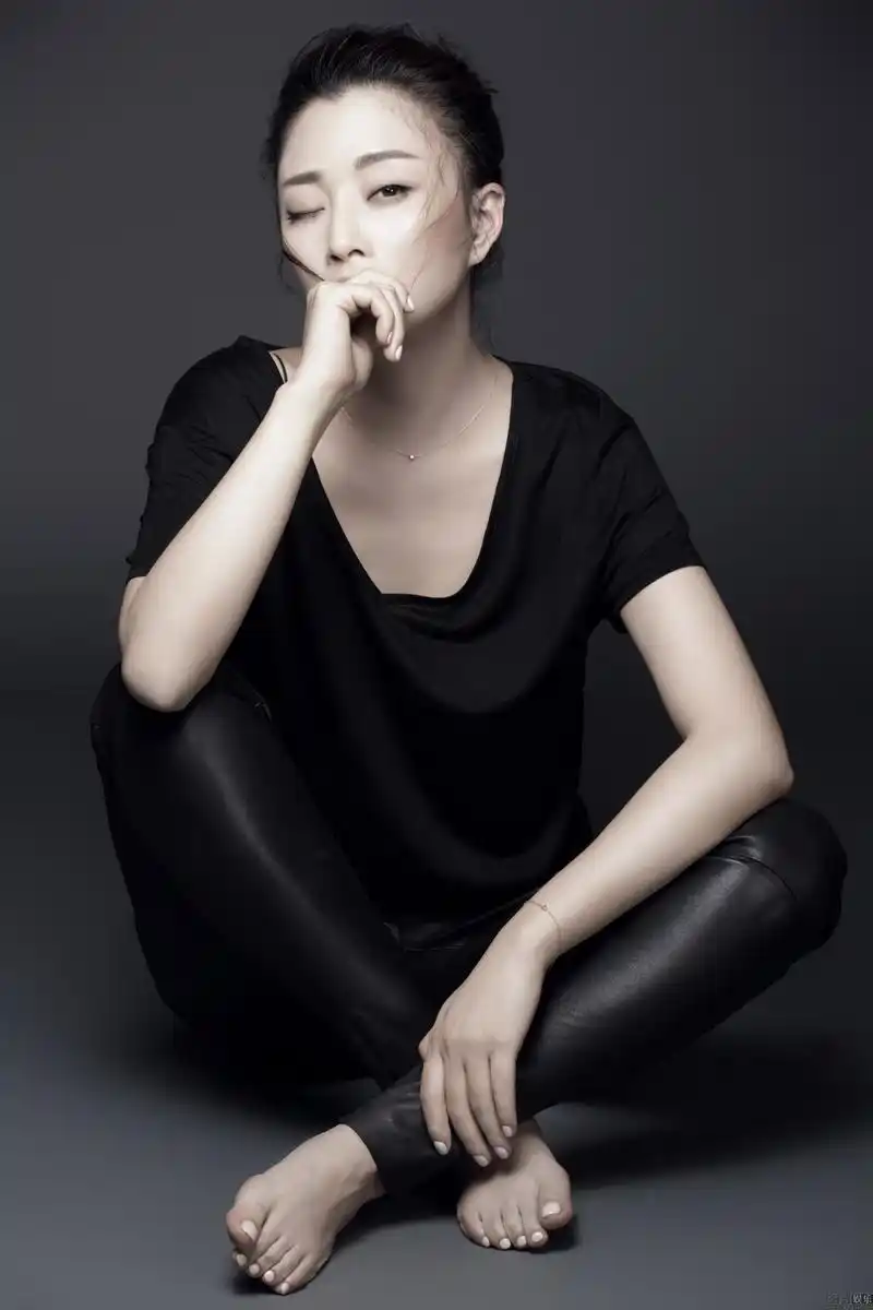 殷桃因主演《我在天堂等你》,获得第五届中国话剧金狮奖表演奖