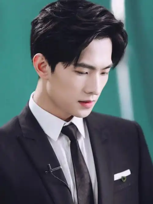 杨洋一些压箱底的美照