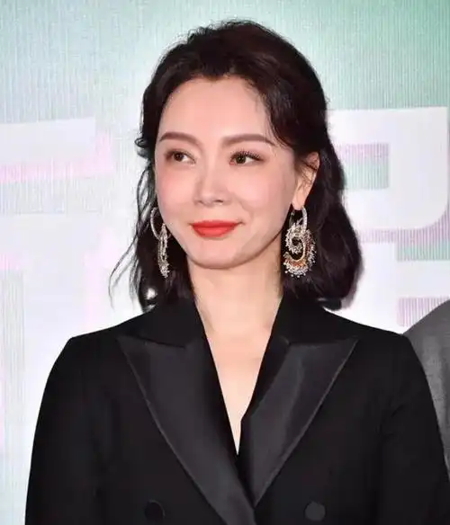 离开化妆和p图,真实状态一言难尽|陈数|素颜|p图|伊能静|刘晓庆