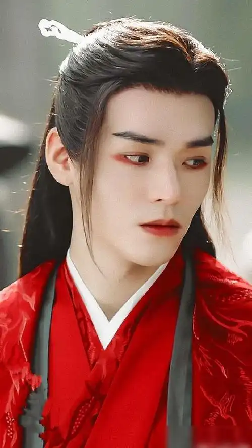 《山河令》温客行红衣美图欣赏,疯子谷主太上头了!邪魅又霸气!