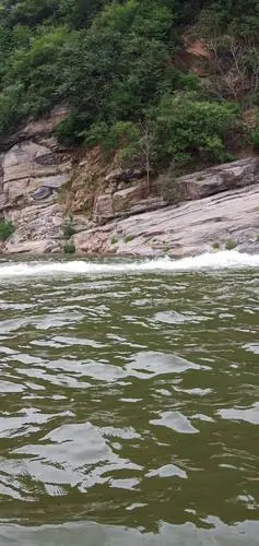 邢台大峡谷漂流