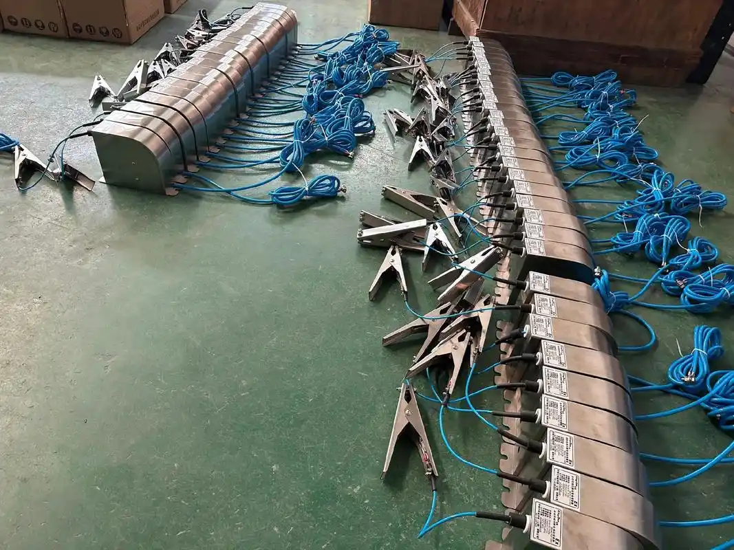 自动收线式静电接地报警器.