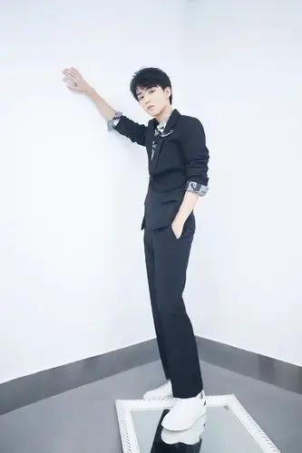 6/6 上一组图 下一组图 王俊凯相关图片 tfboys王俊凯《信中国》高清