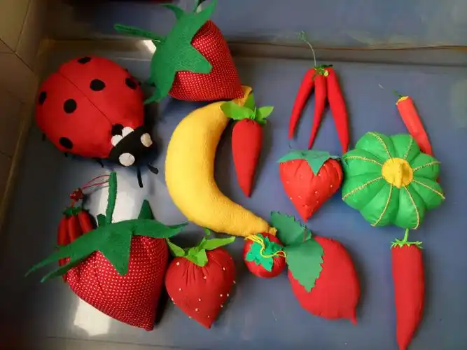 大三班幼儿家长布艺手工作品