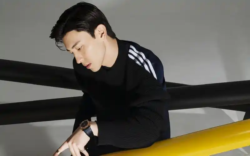 邓伦酷帅写真图片桌面壁纸