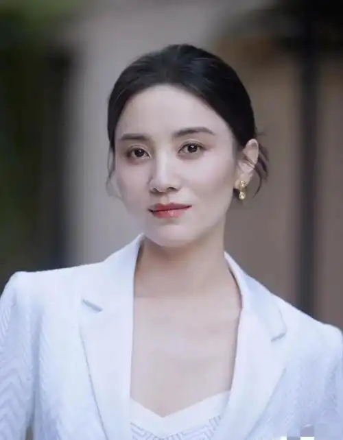 演员宋佳因工作放弃陈龙因婚姻拒绝张黎今与黄少峰白头偕老