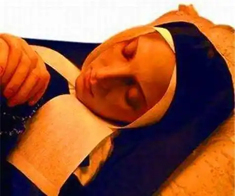 法国女子去世140多年为何其尸身依然没有腐烂