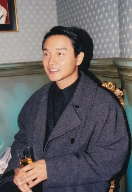 看了张国荣的冬季穿搭,才发现:即便再过30年,我也不如他会穿|穿搭