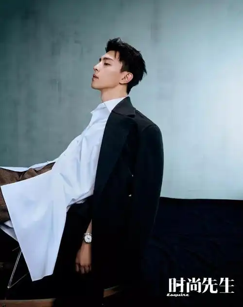 邓伦:岁月有以教我