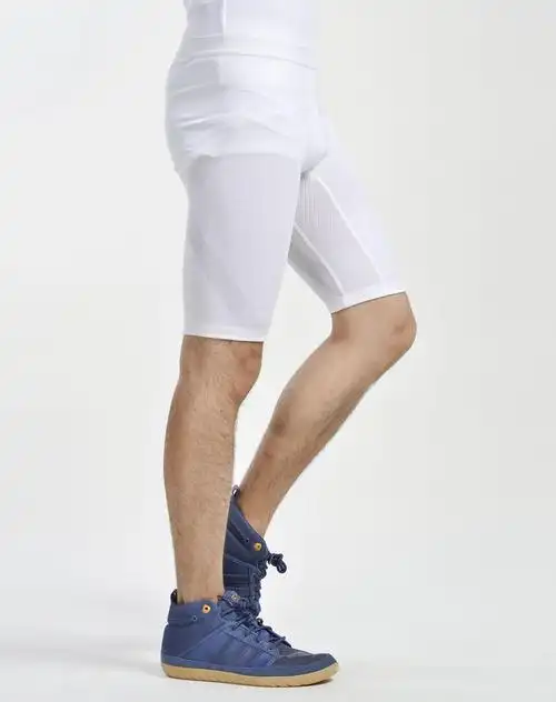 男款白色短裤 训练系列