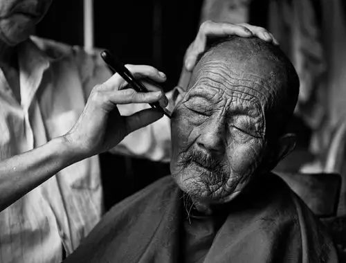 老式理发_纪实_poco摄影