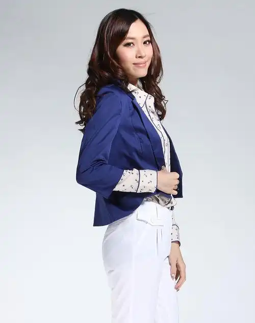 深蓝色时尚简约长袖西装外套