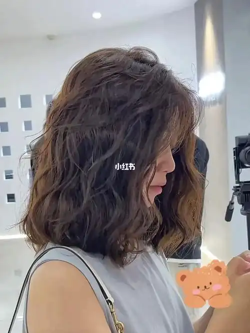 中短发尴尬期烫发,法式蛋卷头 蓬松显发量.