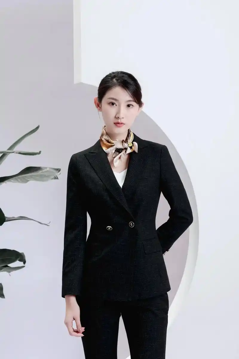 选对西装不仅摆脱小 - 抖音