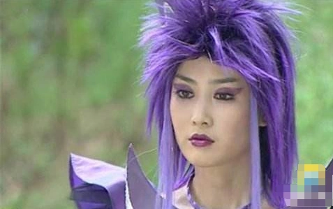 巴啦啦小魔仙:为什么小月是紫色,美琪美雪是蓝色,导演太细致了