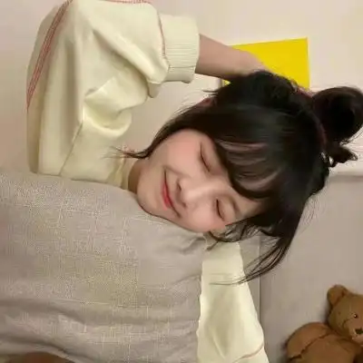 温柔很治愈的干净真人女头像