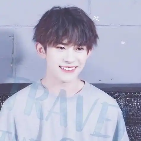 易烊千玺qq头像女生低调 女生头像图片大全 -【爱个性】