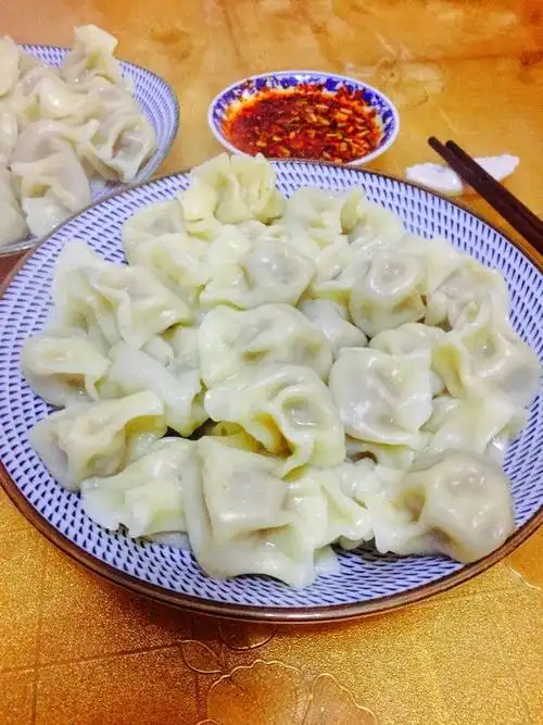 真逸萱麻麻做的冬至 | 吃饺子