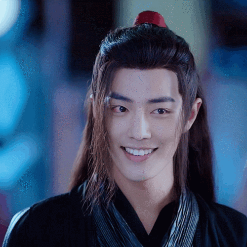 每次看到肖战的笑容我都感叹陈情令导演选角太合适了!