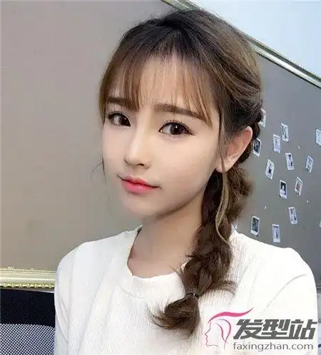 侧单麻花辫怎么扎好看看似简单却美的不像话