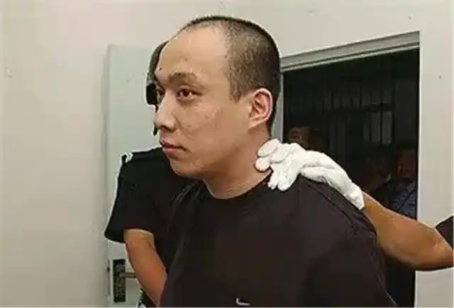 死刑犯在执行死刑时怎么验明正身需要验dna吗