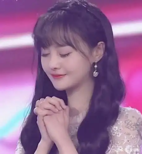 郑爽生日会照片