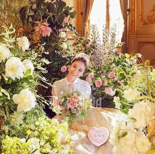 林心如自喻豹赞霍建华三大优点婚礼伴娘喜帖抢先看