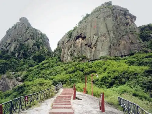 平江石牛寨景区