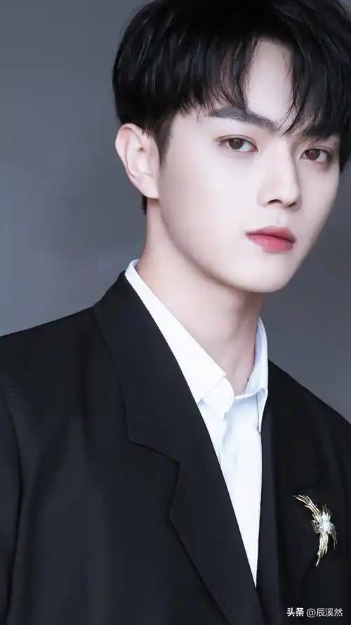 新生代偶像新生代力量,许凯用不一样的演绎去塑造自己的事业_发展