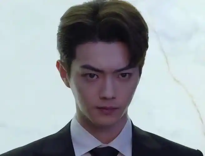 一年连扑三部剧后,许凯新剧终于火了,多亏他选了个好搭档啊