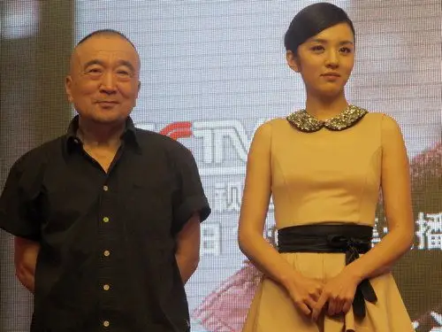 《丑角爸爸》李保田王晓晨演绎父女