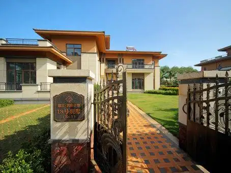 海口西海岸 耀江西岸公馆 独栋别墅 现房 大面积大花园