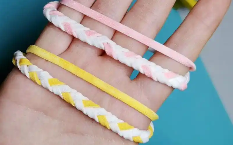 用不用的口罩挂绳做个漂亮的手环吧