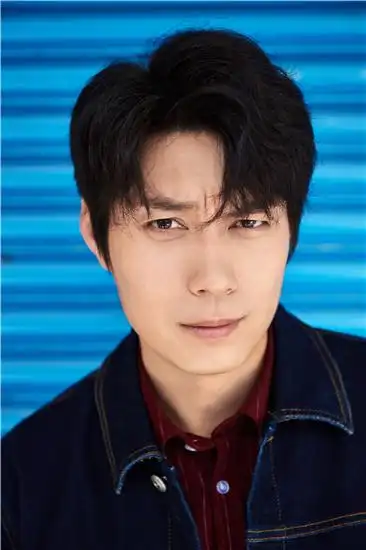 时尚|艾伦成熟魅力写真曝光 别具一格诠释时尚态度